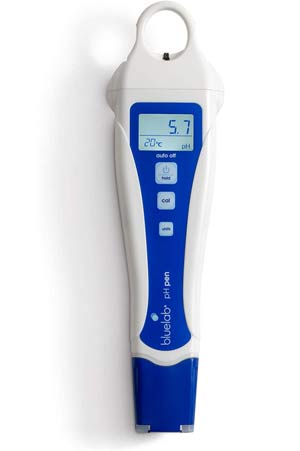 The Bluelab pH pen is the best pH pen to use to adjust the pH level of water for cannabis seeds in rockwool.