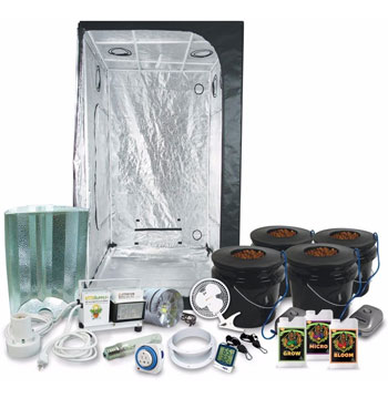 The HTG Supply 3 x 3 grow tent complete kit comes with everything you need to grow weed hydroponically.